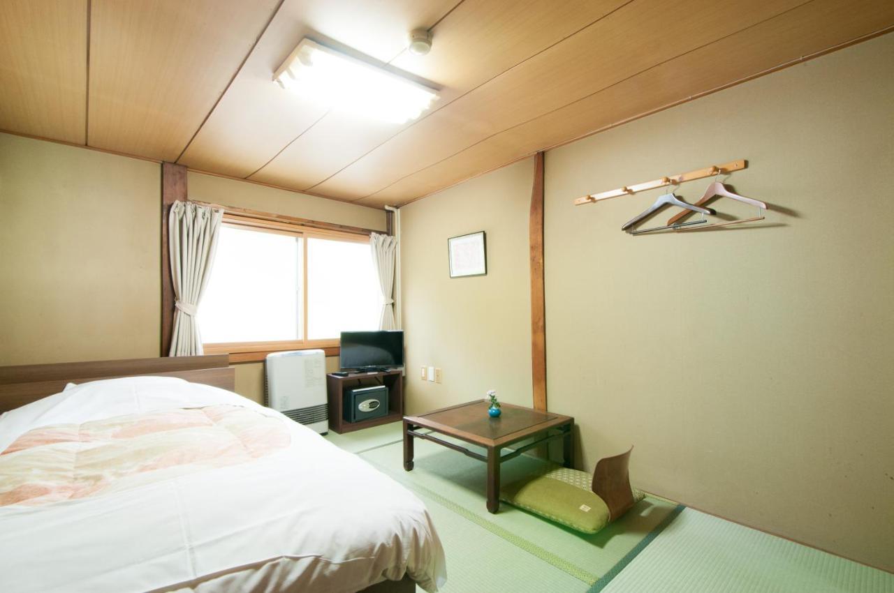 Отель Yachi Onsen Товада Экстерьер фото